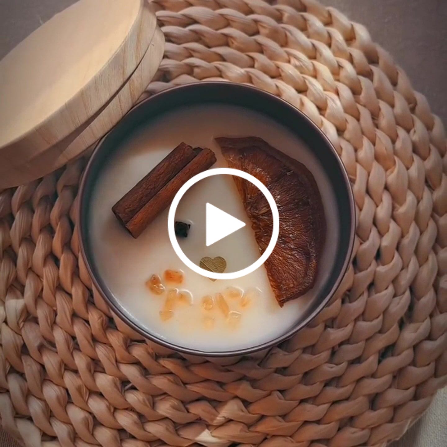Customer video review of Fragancia ORANGE CINNAMON