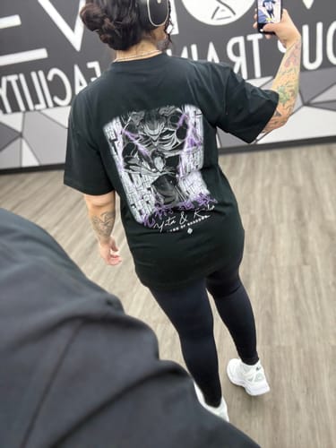 Customer photo review of Jujutsu Kaisen 'Yuta & Rika' T-Shirt