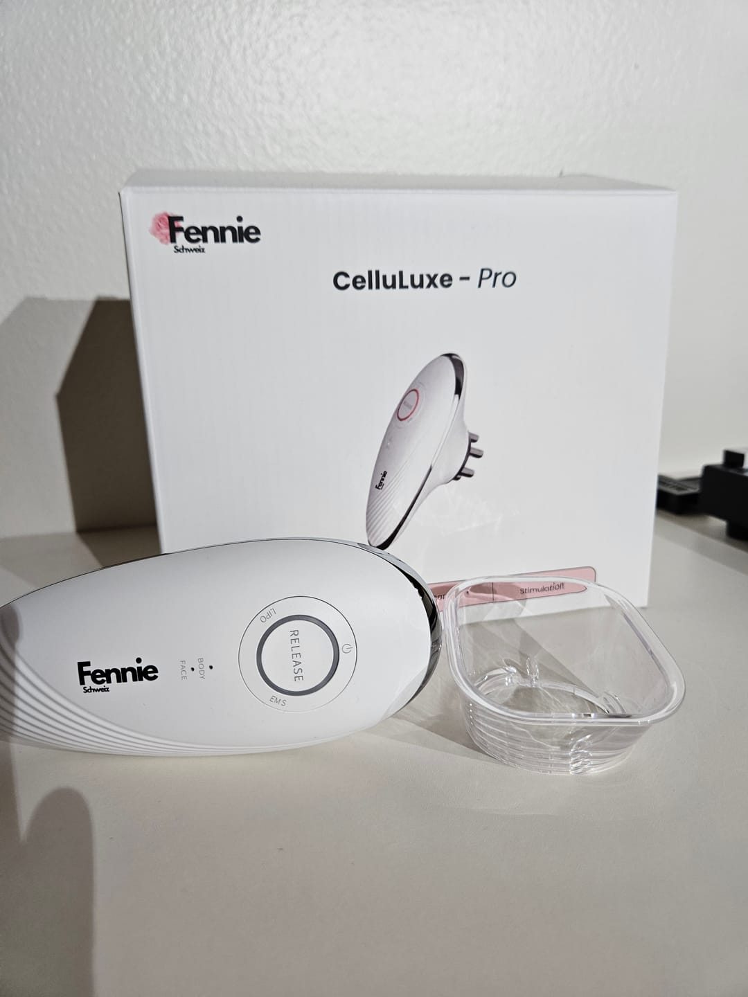 Customer photo review of CelluLuxe Pro - Straffe deinen Körper in nur 10 Minuten täglich ganz bequem von zu Hause.