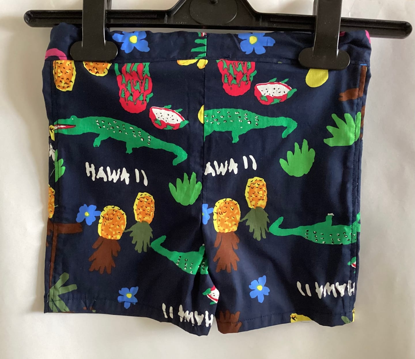 Customer photo review of Drawn Tropical Scenery Cotton Poplin Fabric