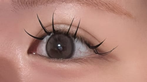 Customer photo review of I Am Kristin Monthly Gray