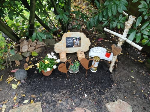 Customer photo review of Hunde Gedenktafel mit Foto & Spruch (UV- &  Wetterfest)