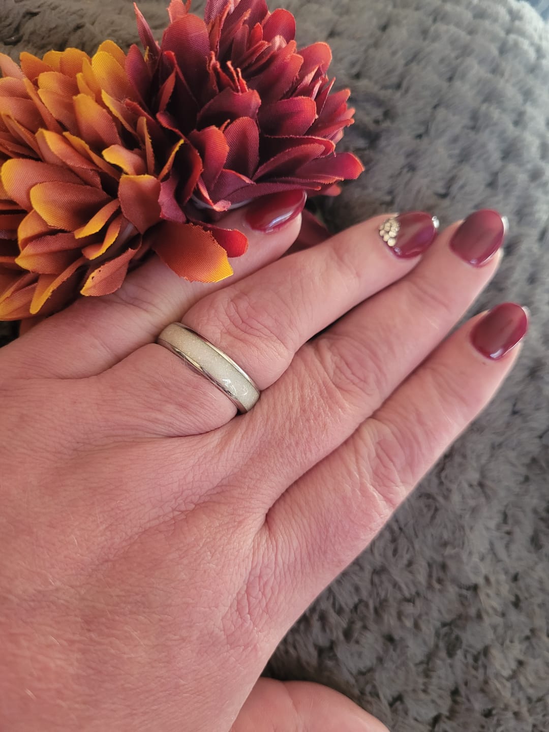 Customer photo review of The White Gold White Opal 6mm Wonder Ring