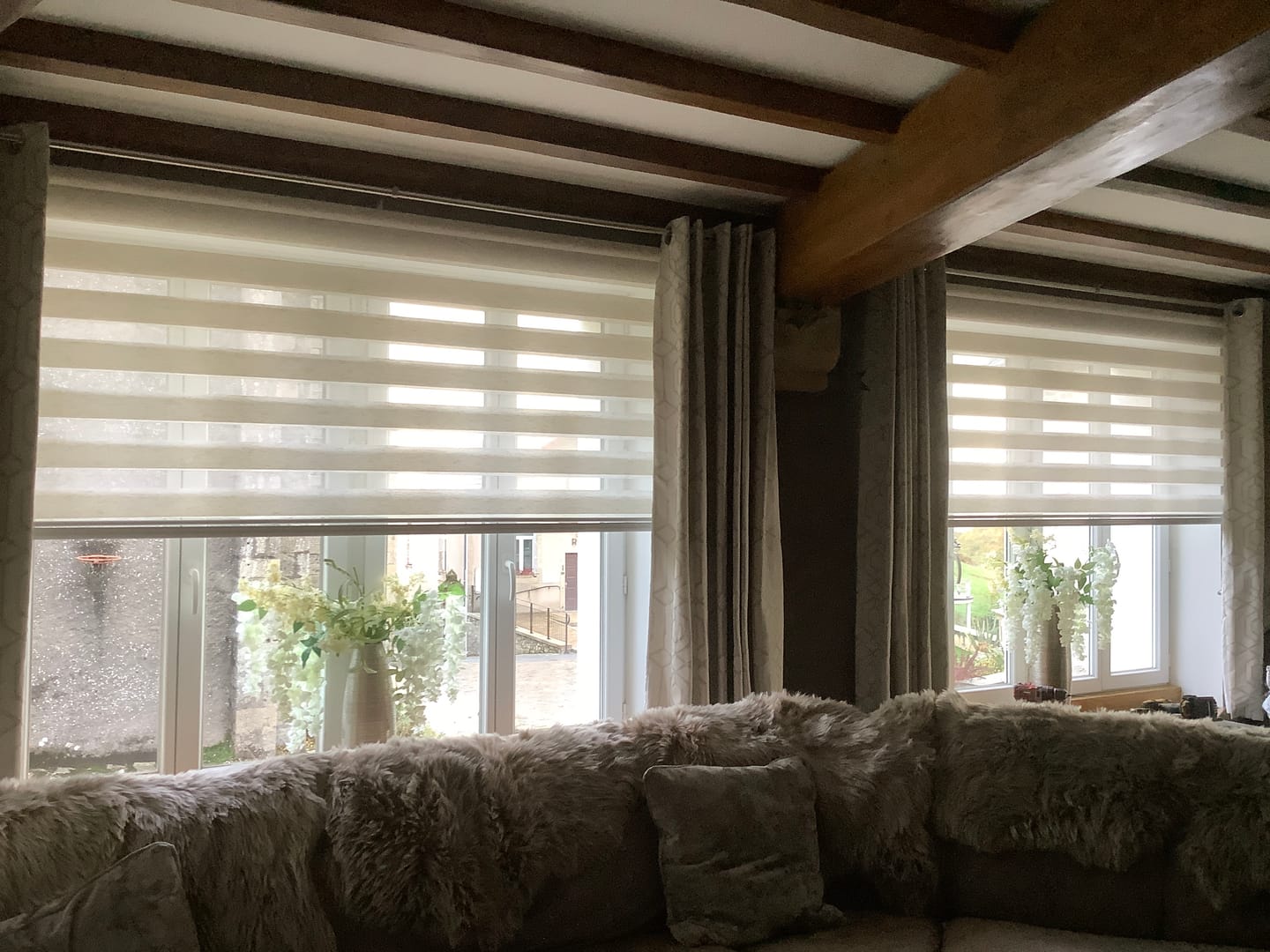 Customer photo review of Linen Winter White Day & Night Blinds