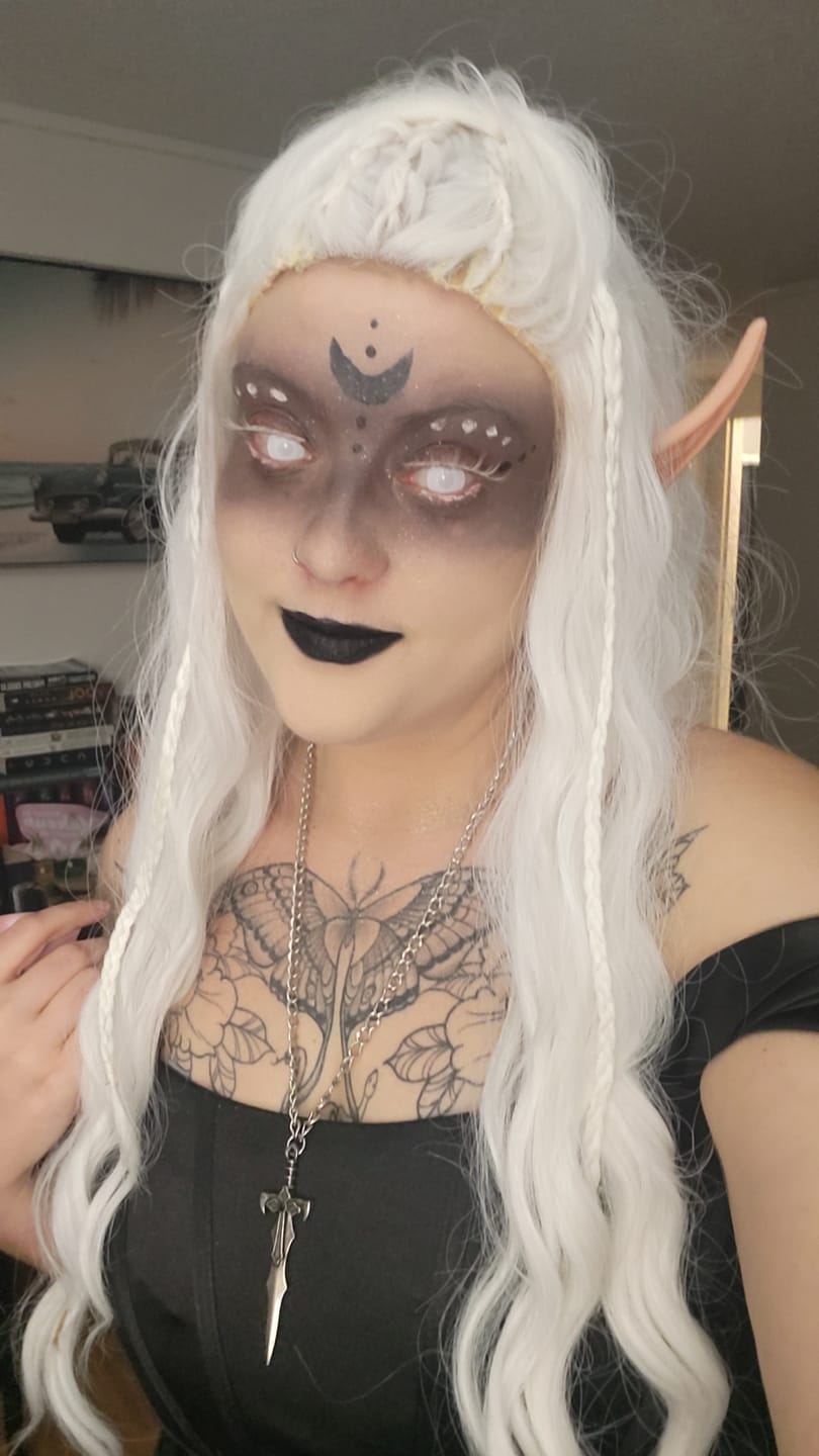 Customer photo review of PRIMAL ® Sub Zero - Whiteout contact lenses