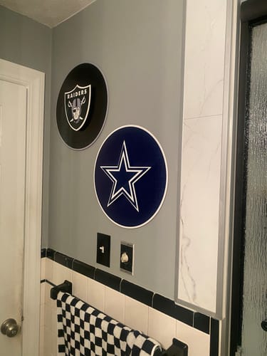 Customer photo review of Dallas Cowboys CRAFT SERIES 3D Embossed Metal Wall Art