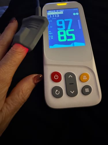 Customer photo review of Adult Silicone Sensor | Handheld Oximeter CH-100