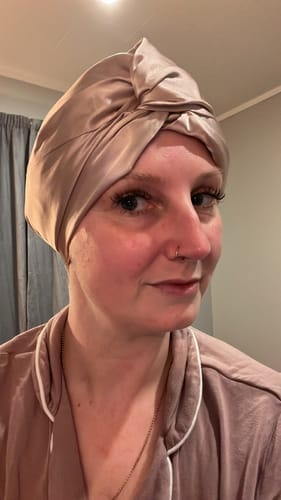 Customer photo review of Pink Mulberry Silk Hair Bonnet – Double-Lined, Adjustable Fit