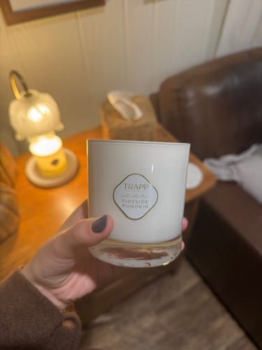 Customer photo review of Trapp Fragrances Seasonal Signature Box Candle