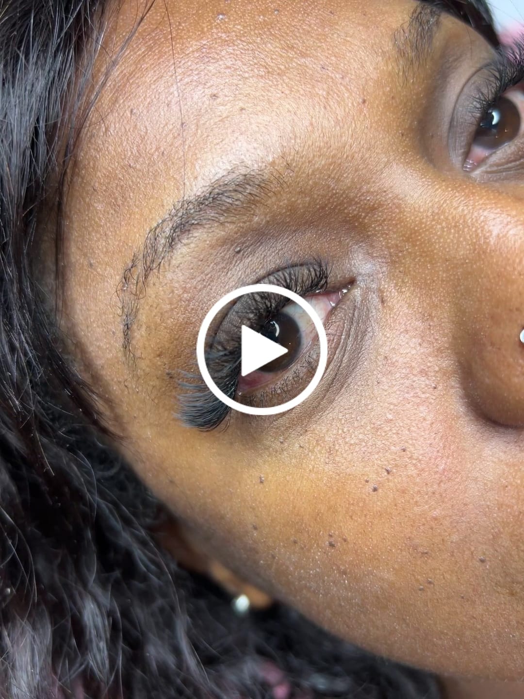 Customer video review of Mixed W Lashes (36 rows)