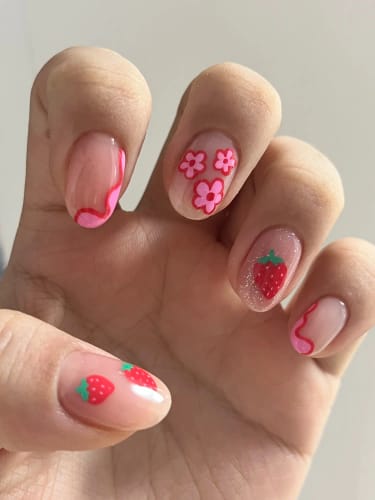 Customer photo review of Nail Art Pens Set - 12 Colours - A Must-Have