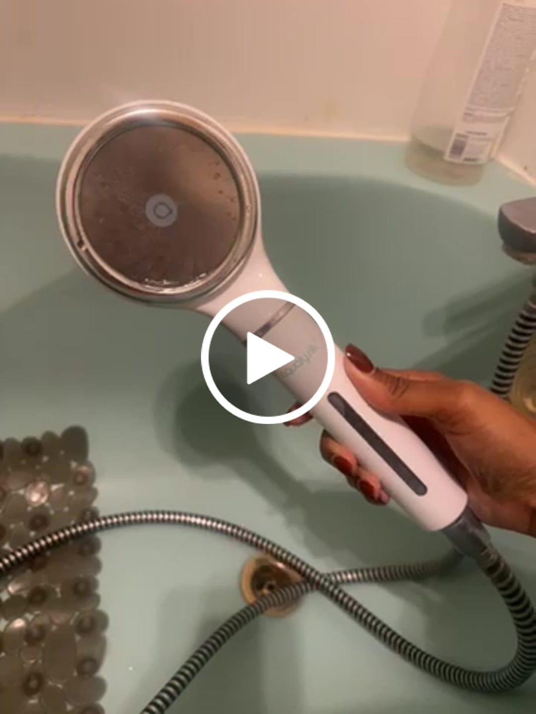 Customer video review of SHOWERSILK | Filtre de douche