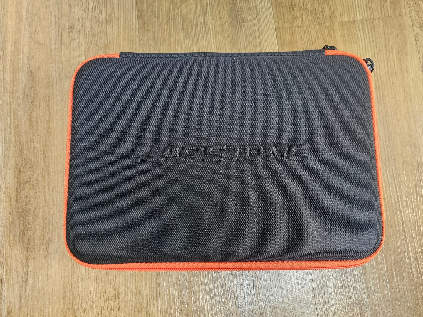 Customer photo review of Hard case for 12 stones