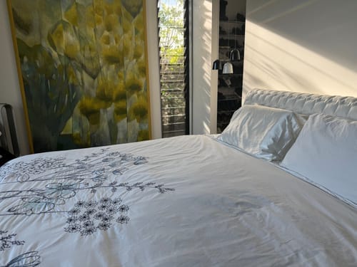 Customer photo review of Pink Silk Pillowcase -  Queen Size, Zip Closure