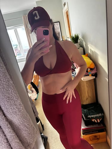 Customer photo review of The Elara Sports Bra Leggings 2-Piece Set