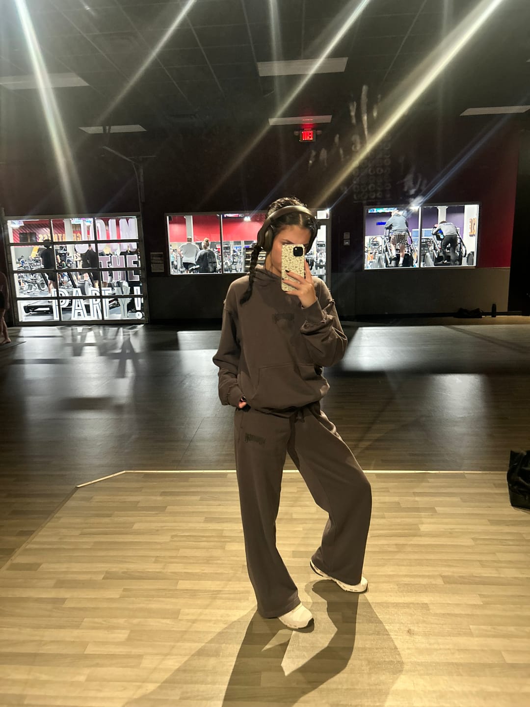 Customer photo review of W260 - Rebel Straight Leg Joggers