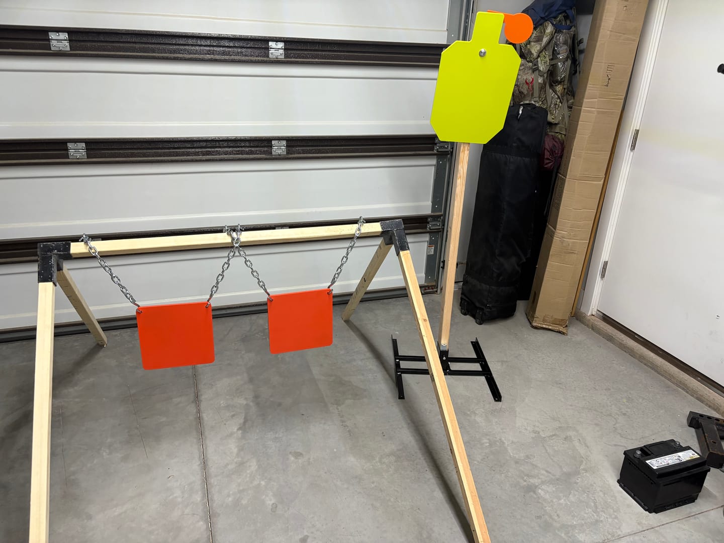 Customer photo review of Double T-Shaped Base Stand + Mounting Kit + 12" X 20" Hostage Target