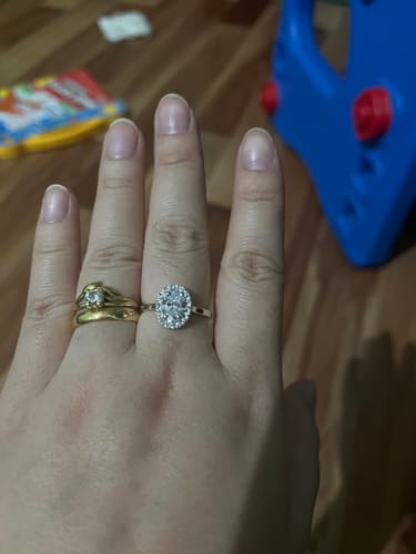 Customer photo review of Kate Silver Halo Solitaire Ring
