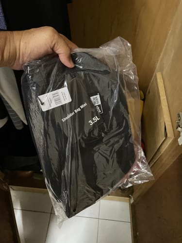 Customer photo review of New Era Black Shoulder Bag