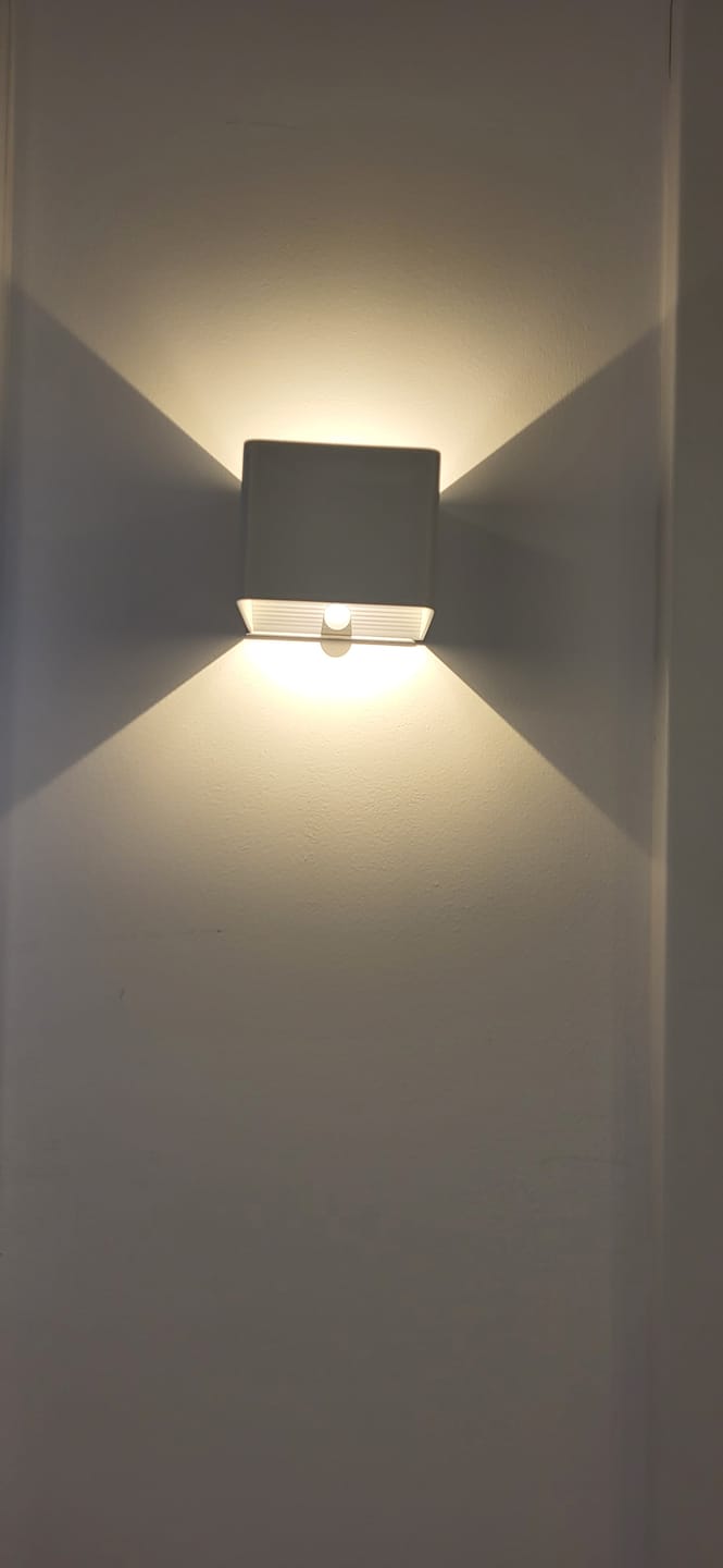 Customer photo review of CUBE™ Wall lamp | Rechareable