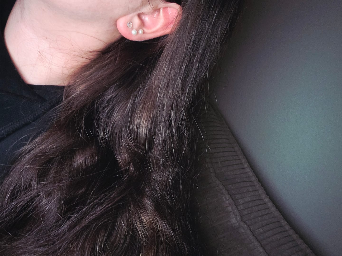 Customer photo review of Jacinta Ohrstecker Set | 18K vergoldet