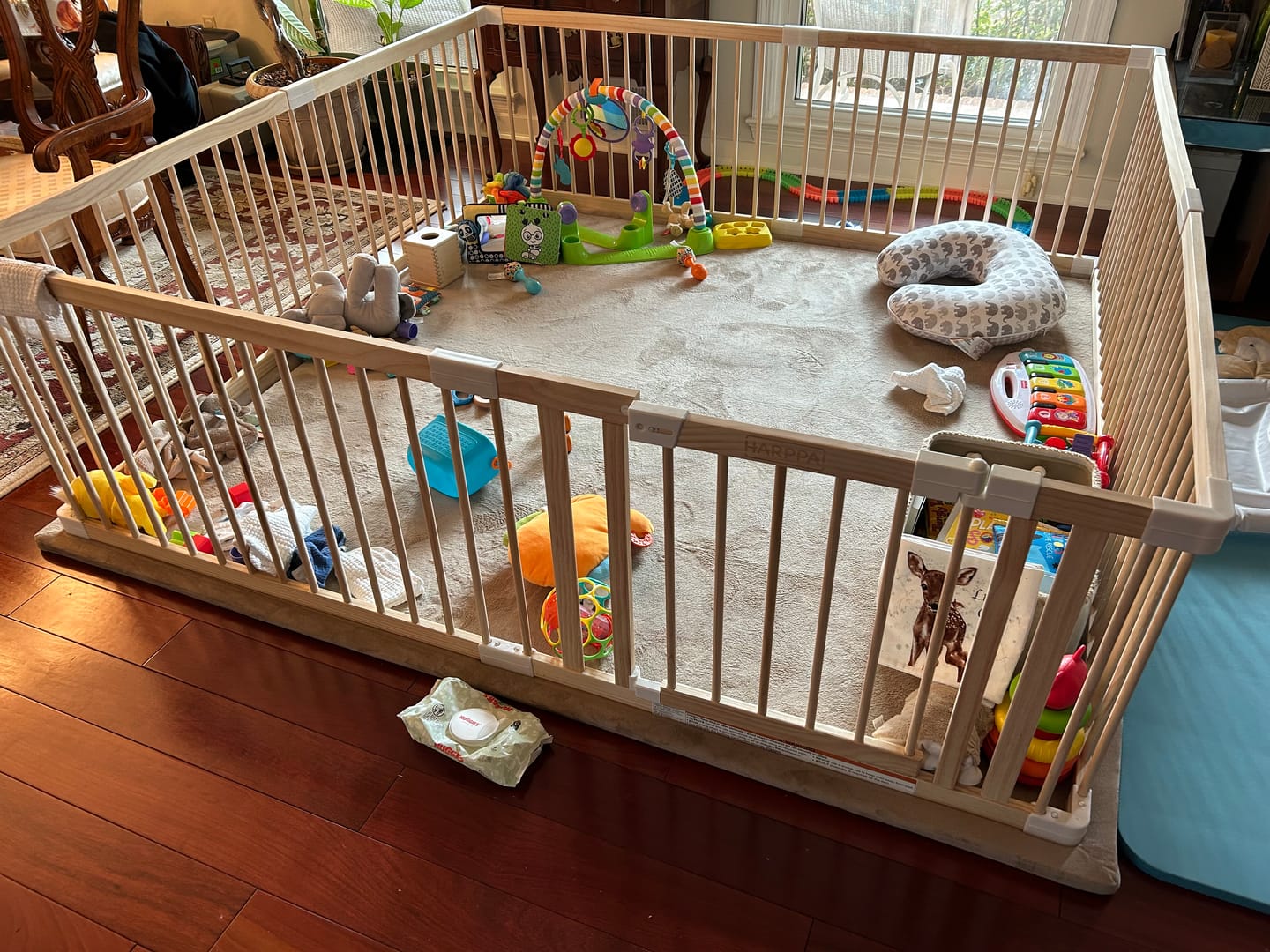 Customer photo review of HARPPA Grovi | Baby Gate Playpen & Fence for Babies and Toddlers