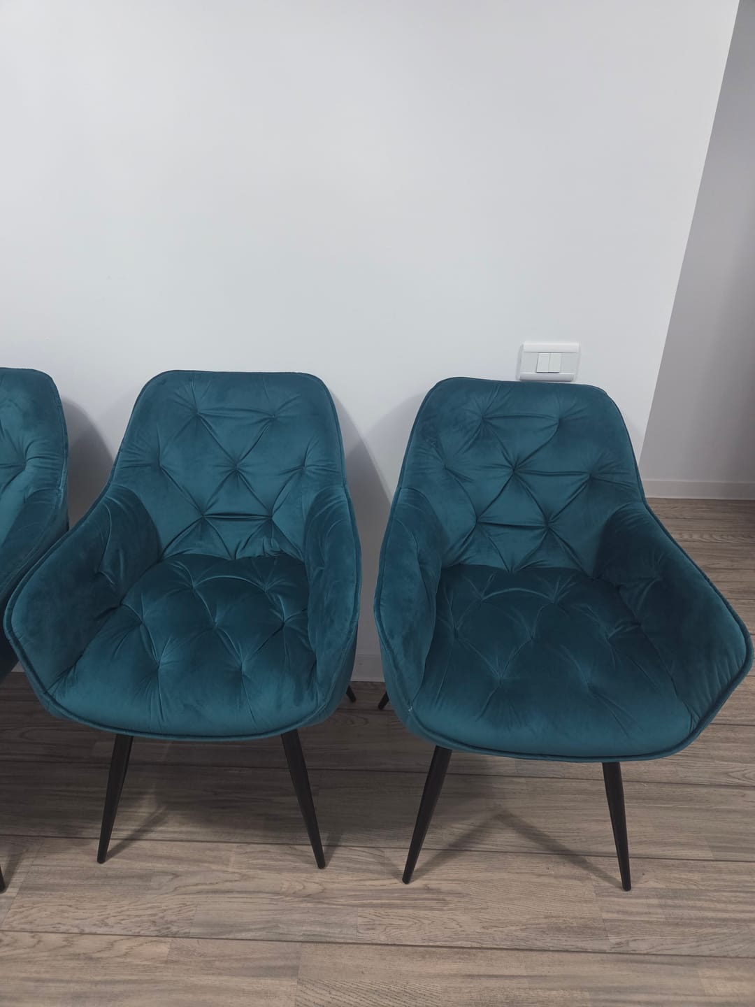 Customer photo review of Scaun CHERRY, turcoaz/negru, stofa catifelata/metal, 57x58x87 cm