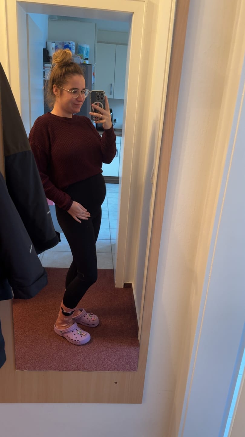 Customer photo review of Schwangerschafts Leggings