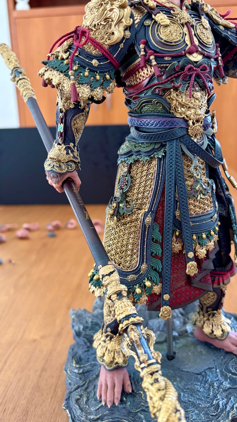 Customer photo review of Black Myth: Wukong Great Sage Armor Set 1/6 Collectible Figure