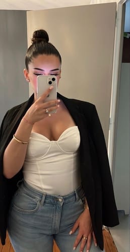 Customer photo review of Brassière Massante Curvélla™