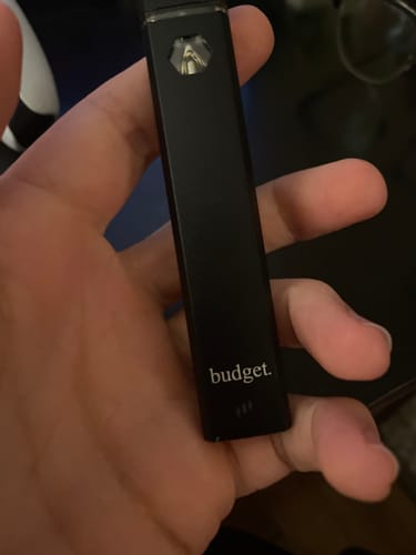 Customer photo review of 1 Gram THCA Blend Vape Pen | Wedding Cake - Indica