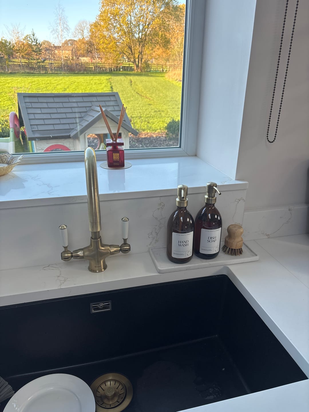 Customer photo review of Set of 2 Amber Glass Bottles 500 ML Long tray & Dish Brush