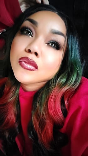 Customer photo review of Outre Perfect Hairline Glueless 13x6 HD Lace Frontal Wig - RIMONA