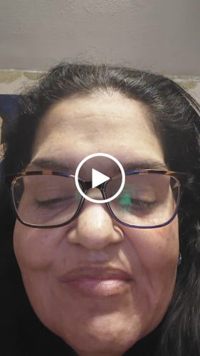 Customer video review of The Ultimate Dyed Gray Hair Guide | Free gift