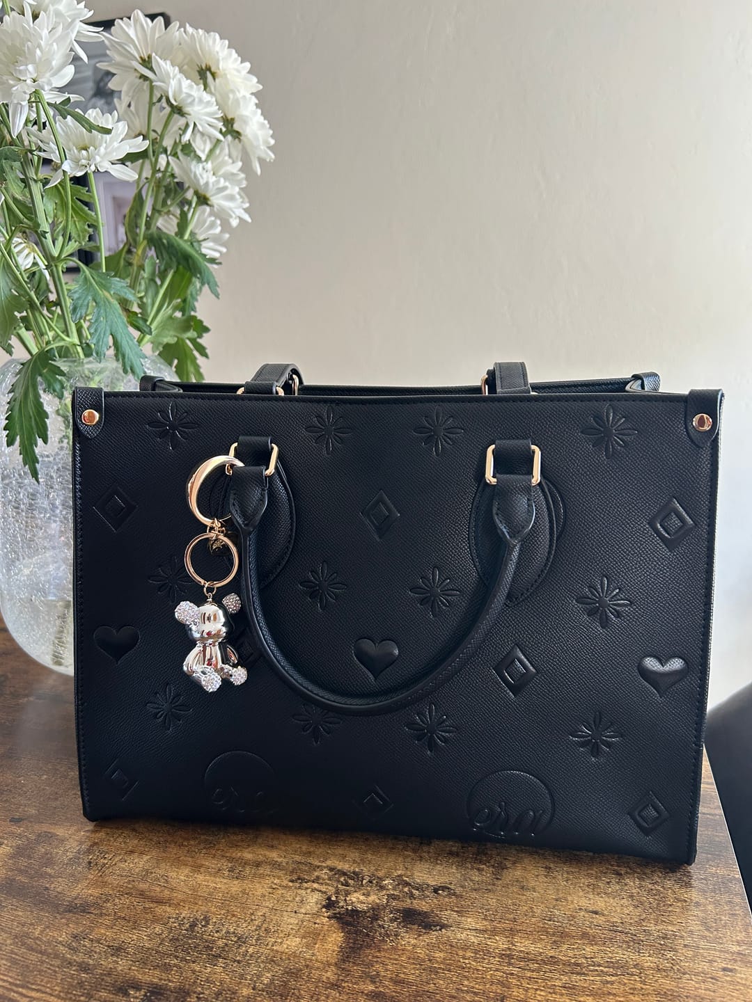 Customer photo review of The Carryall Icon Tote