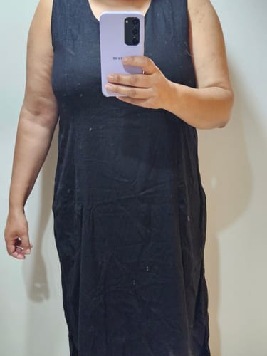 Cristiane Aluiza G. review of Vestido Midi Gabiroba Preto image 1 out of 1