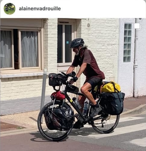 Customer photo review of Feu arrière pour Vélo Intelligent avec Alarme et Détecteur de freinage Alerty™