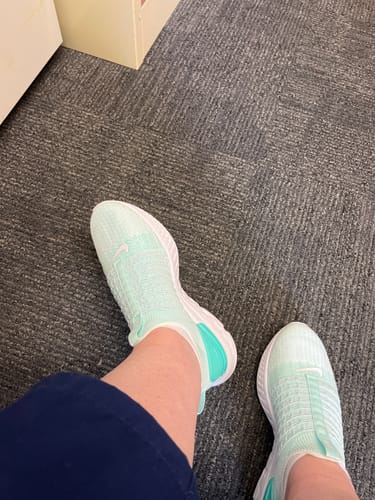 Customer photo review of Nike React Phantom Run Flyknit 2 Teal Tint (Women's)