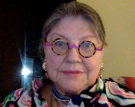 Customer photo review of CATKIN Rouge Carving Lipstick