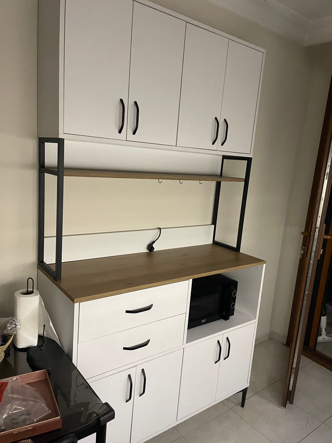 Customer photo review of Rani JE209 Çok Amaçlı Dolap 8 Kapaklı 2 Çekmeceli Raflı Kiler Mutfak Dolabı Beyaz - Sepet Ceviz