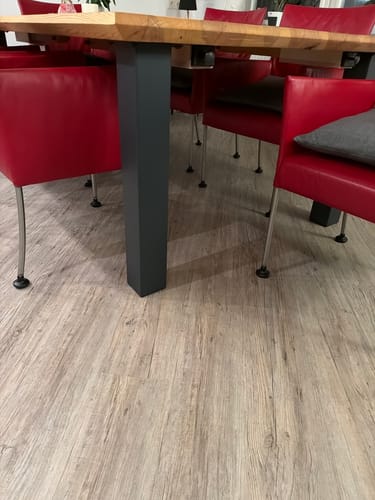 Customer photo review of Straight Tischbeine Massiv 100x100mm - Flexible Höhen | 30-104cm