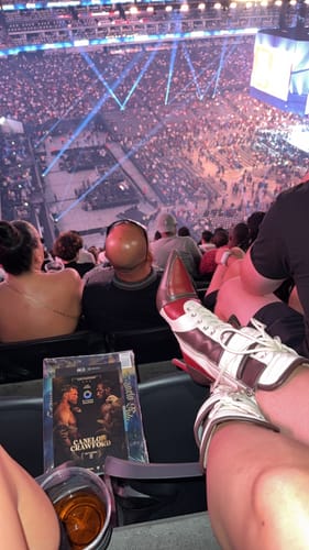 Customer photo review of AMADA-BROWNMULTI STILETTO BOOTIE