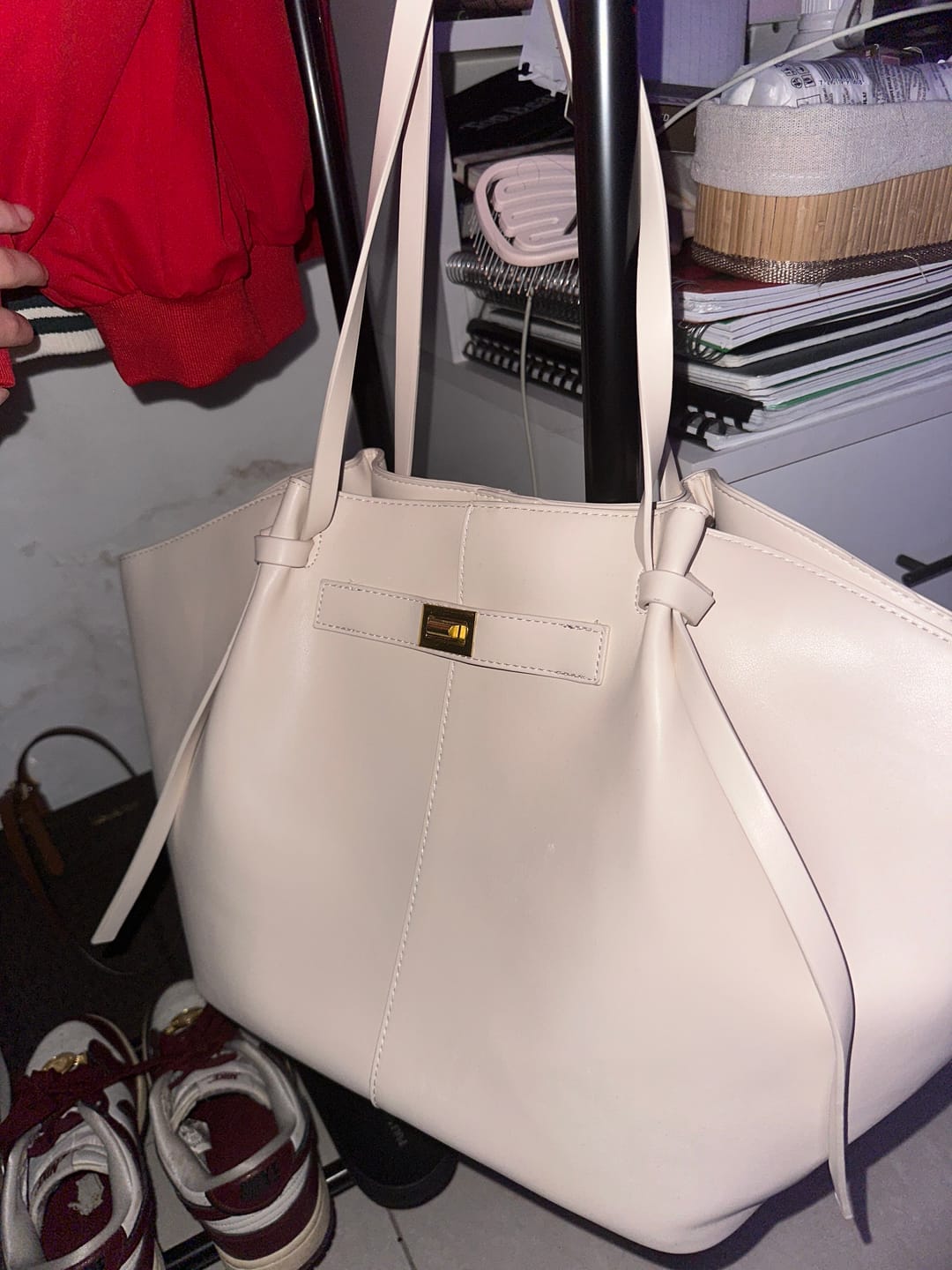 Customer photo review of Gerda Shopper Bag