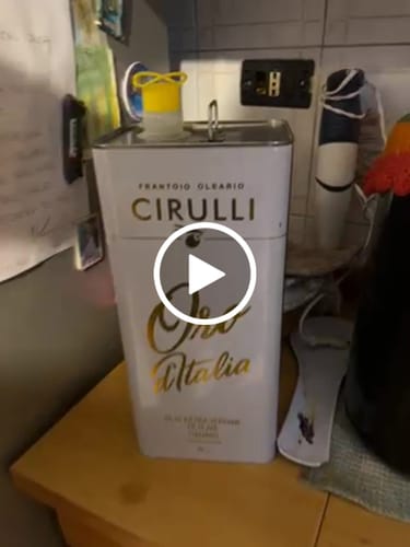 Customer video review of 1 lattina di olio extravergine di oliva • 5 Litri