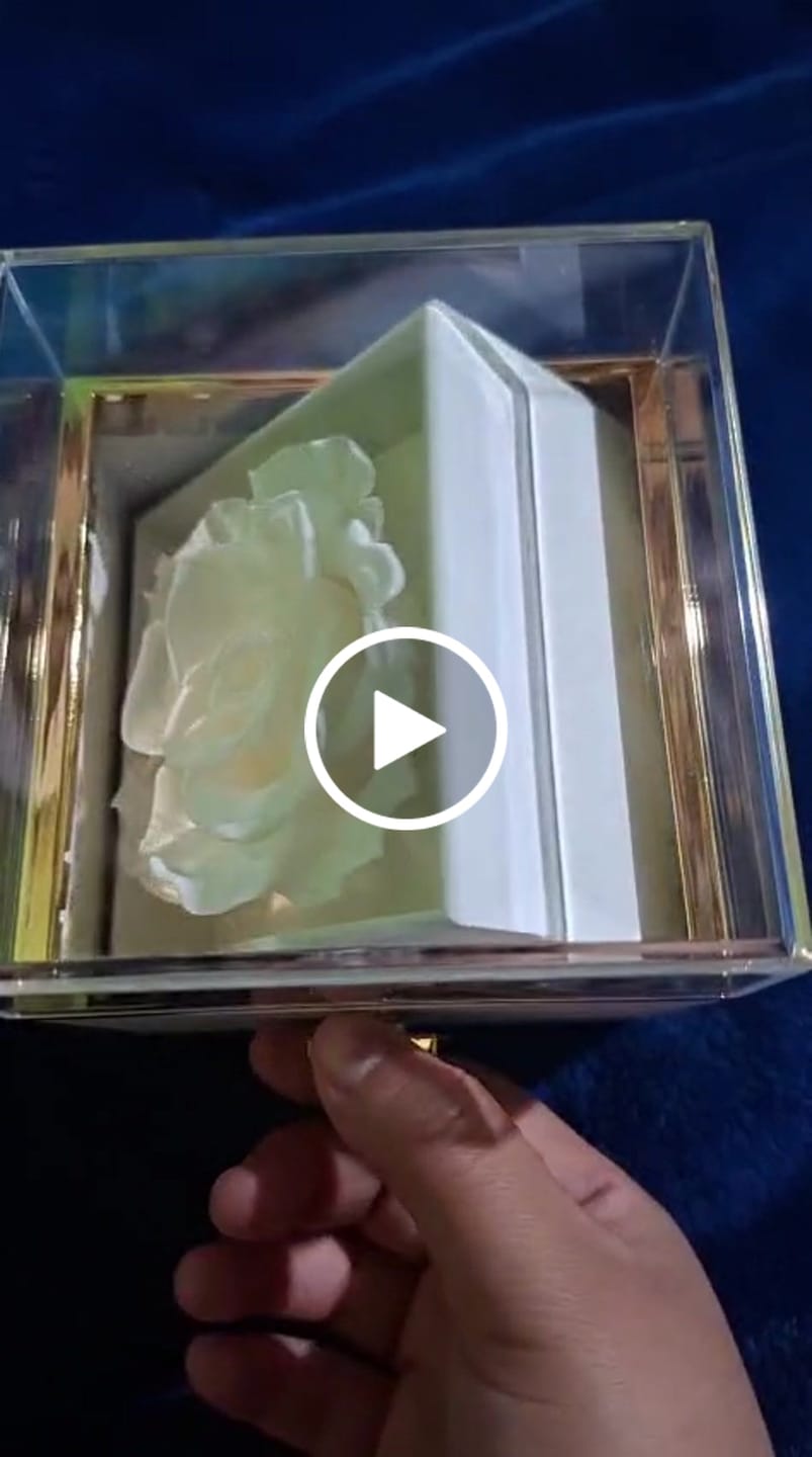 Customer video review of Double Heart Necklace