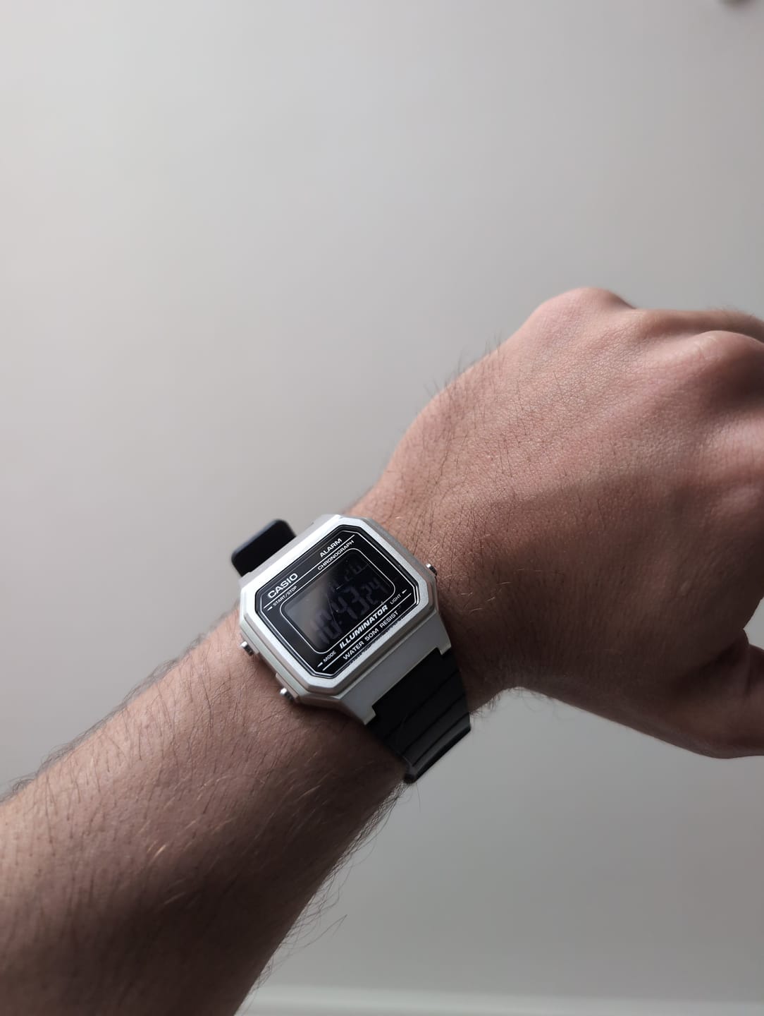 Customer photo review of Reloj Casio Vintage W-217HM-7BV Plateado/Negro