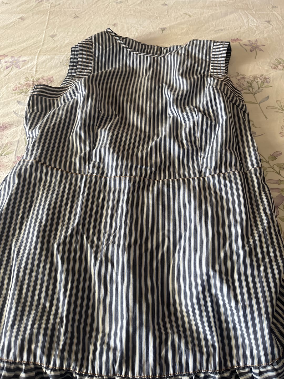 Customer photo review of Vestido Midi Cinto Risca de Giz PIS- Estampado 5901