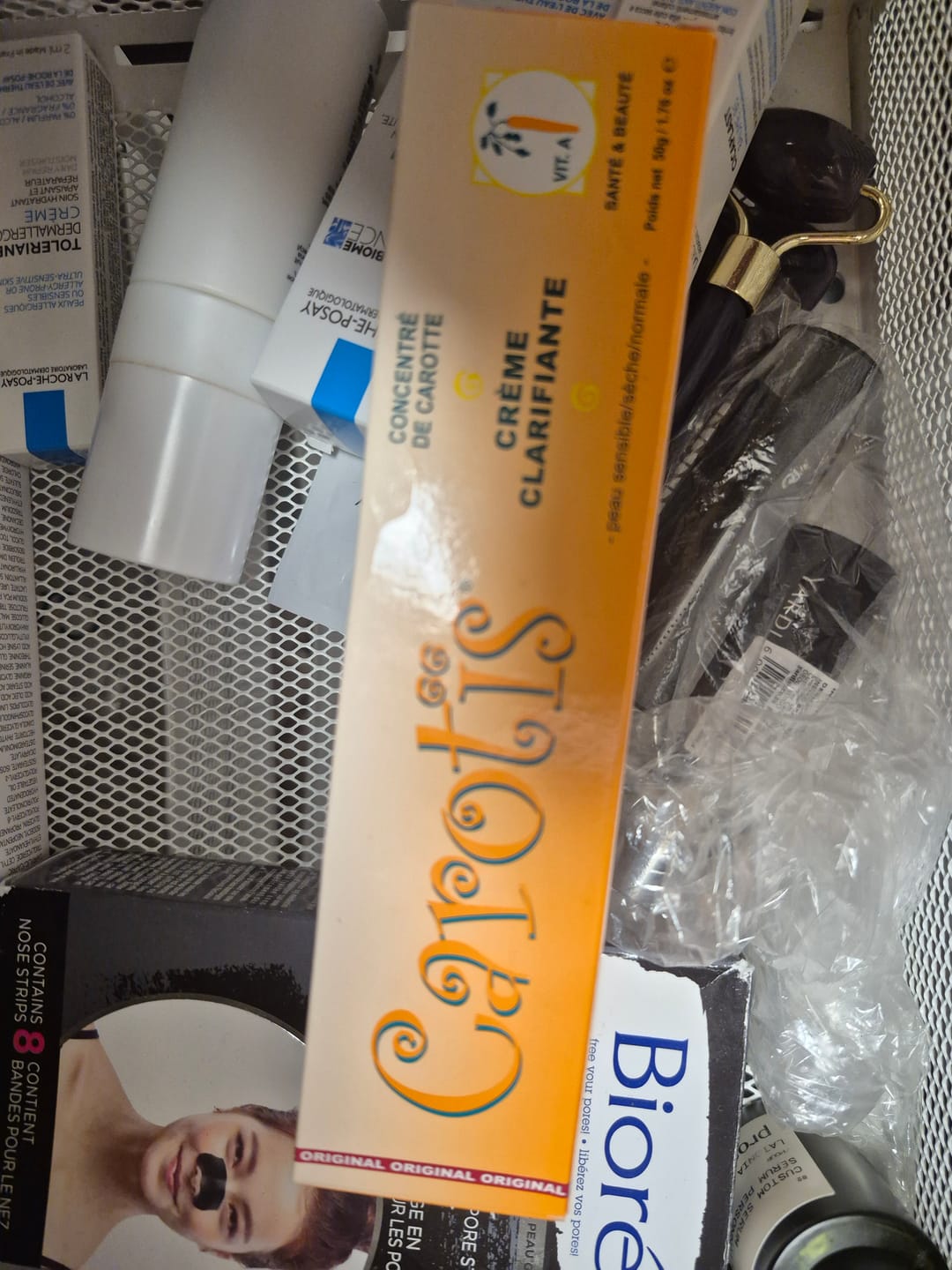 Customer photo review of Carotis Skin Brightening Cream 50g / 1.7 fl oz
