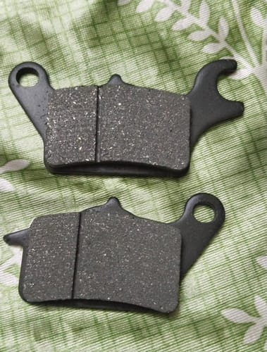 Customer photo review of Front & Rear Disc Pads Set for Bounce Infinity e.1, e.1+ & e.1 LE – Complete Braking Solution