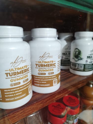 Customer photo review of Ultimate Turmeric Gummies With Ginger Root & Black Pepper